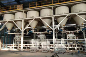 Automatic powder metallurgy batching and mixing production line