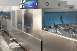 Tableware cleaning and disinfection production line
