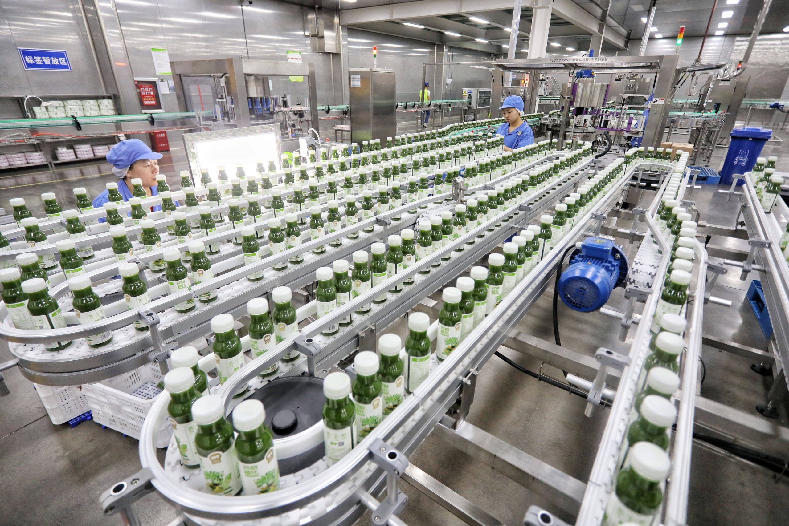 Process Flow of Fully Automatic Functional Carbonated Beverage Production Line Equipment for Cans